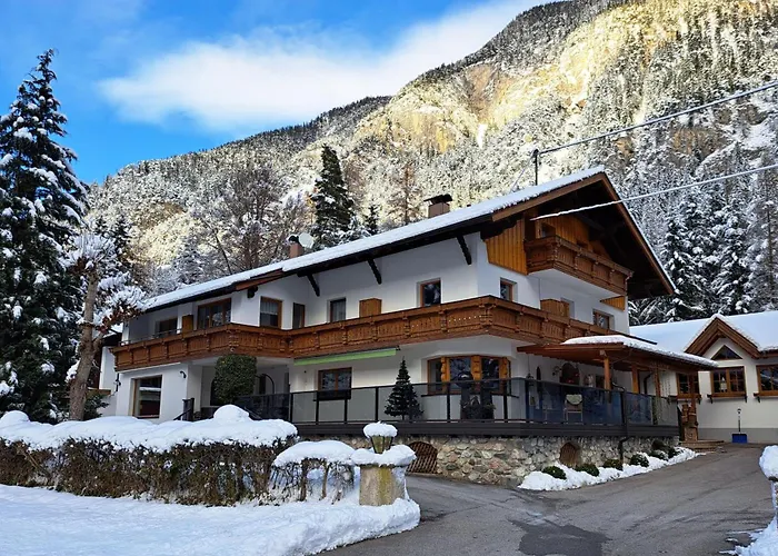 Gaestehaus Almrausch, Ferienanlage Mit Pool